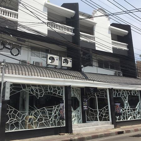 Rock Hotel Бангкок Экстерьер фото
