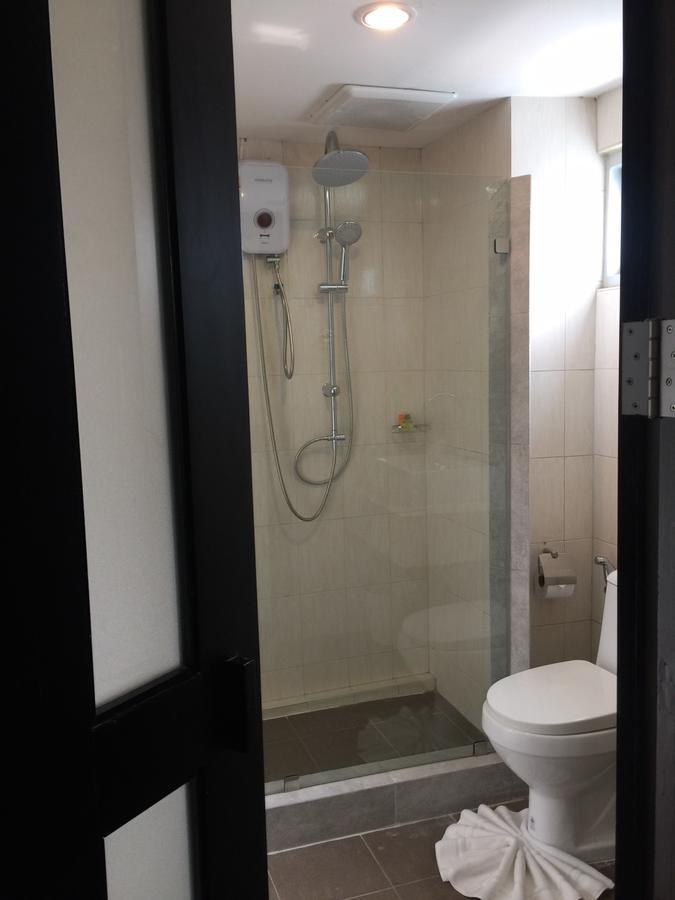 Rock Hotel Бангкок Экстерьер фото