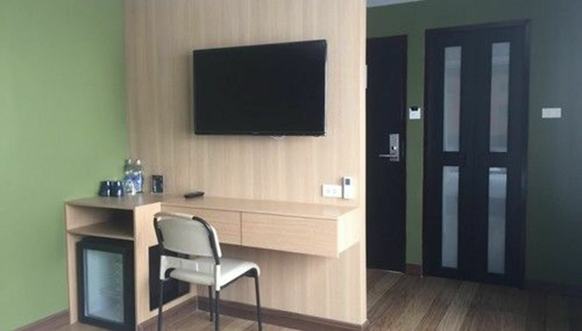 Rock Hotel Бангкок Экстерьер фото