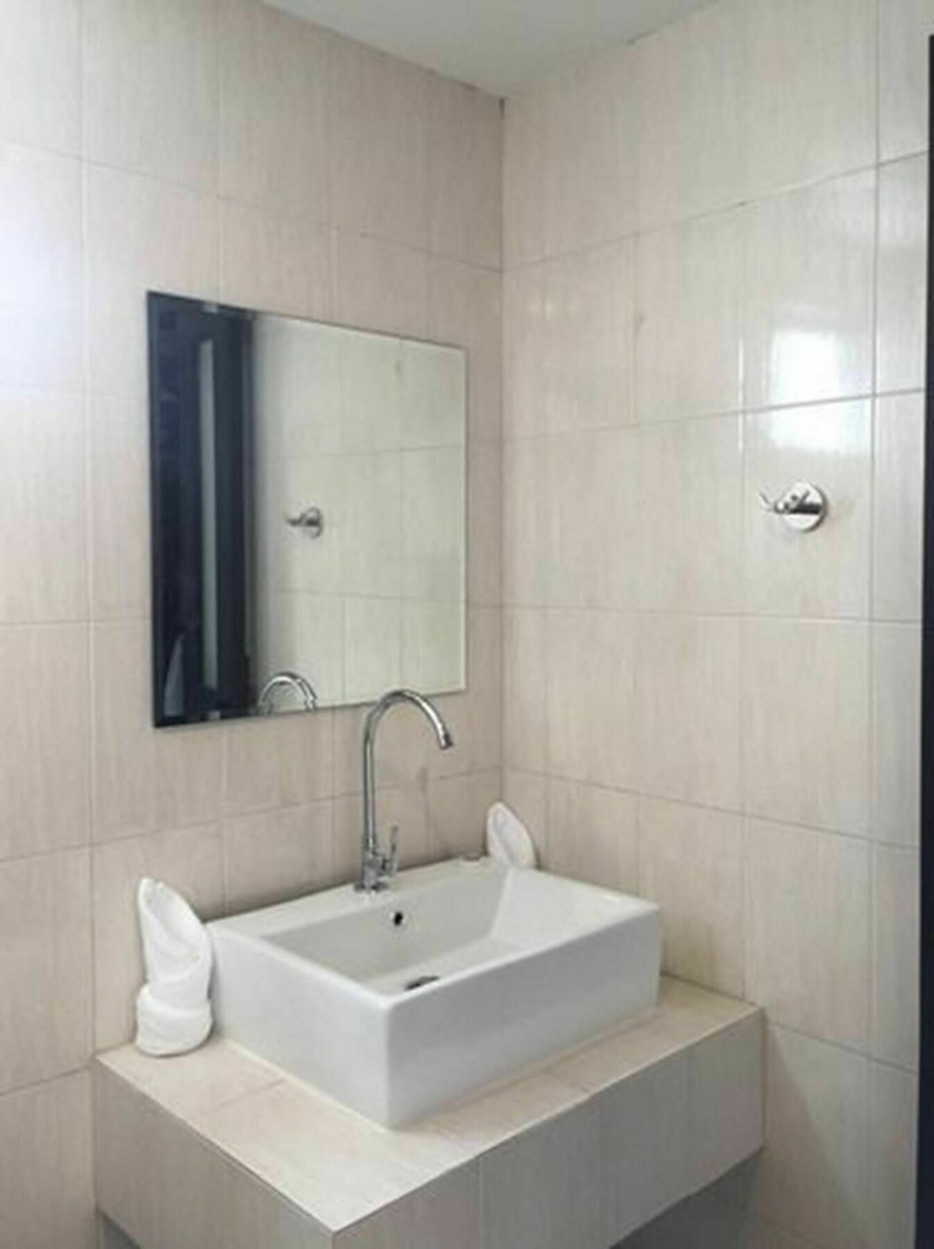 Rock Hotel Бангкок Экстерьер фото